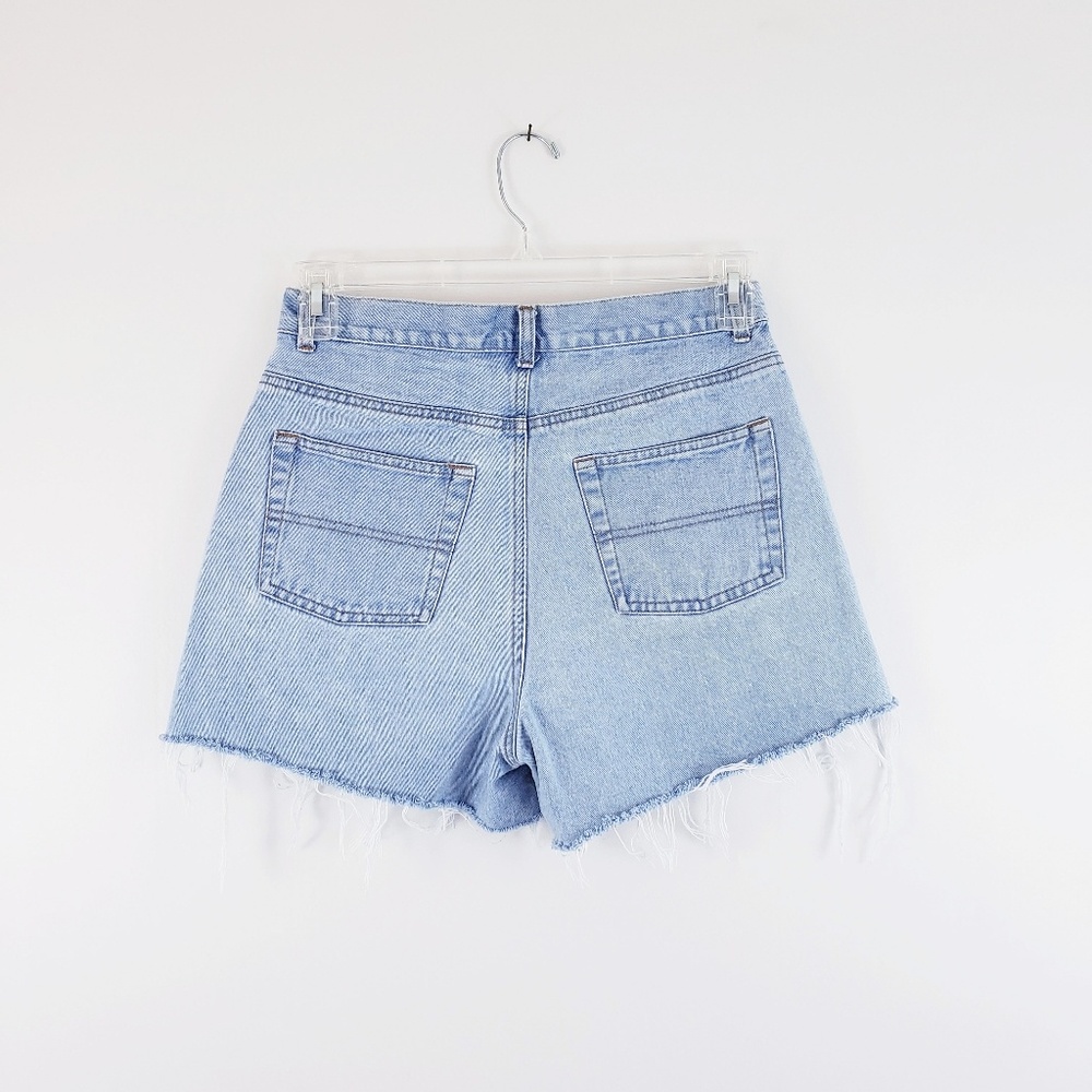 🚫SOLD🚫 Vintage High Rise Mom Jean Short - Picture 2 of 7